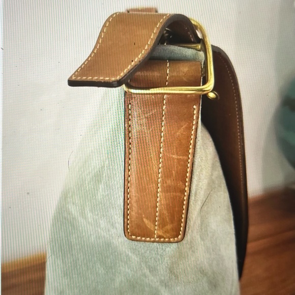 Coach - Picture 15 of 16